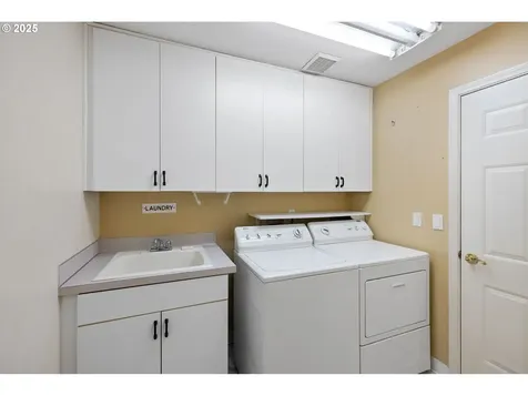 28563 SW Meadows Loop Wilsonville OR 97070