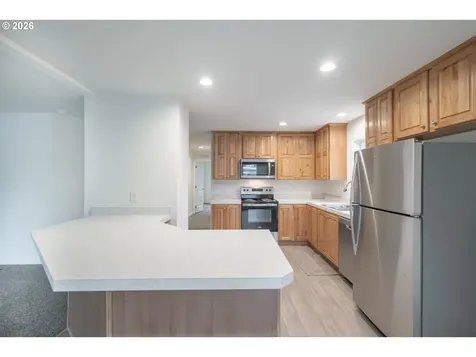 3253 Comber Court NE Salem OR 97305