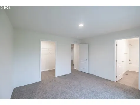 3253 Comber Court NE Salem OR 97305