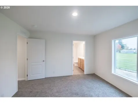 3253 Comber Court NE Salem OR 97305
