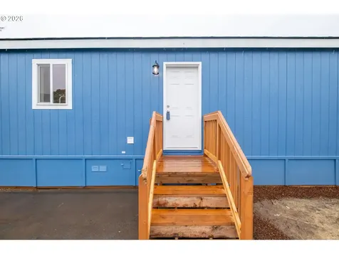 3253 Comber Court NE Salem OR 97305