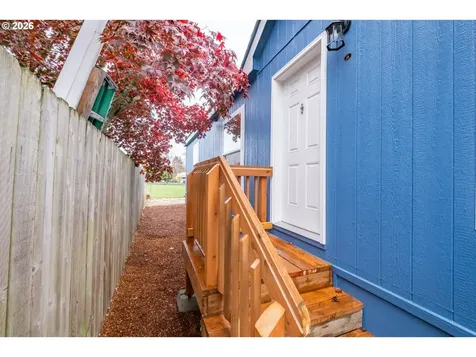 3253 Comber Court NE Salem OR 97305