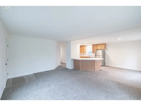 3253 Comber Court NE Salem OR 97305