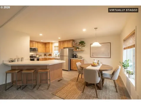 3253 Comber Court NE Salem OR 97305