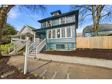 1421 SE Pine Street Portland OR 97214