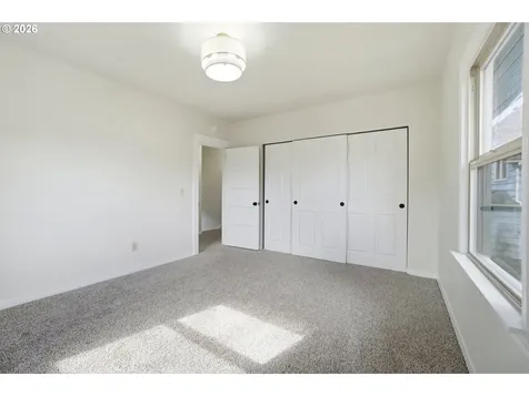 1421 SE Pine Street Portland OR 97214
