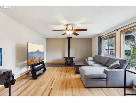2853 SE Maple Street Hillsboro OR 97123