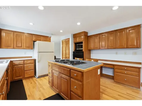 2853 SE Maple Street Hillsboro OR 97123