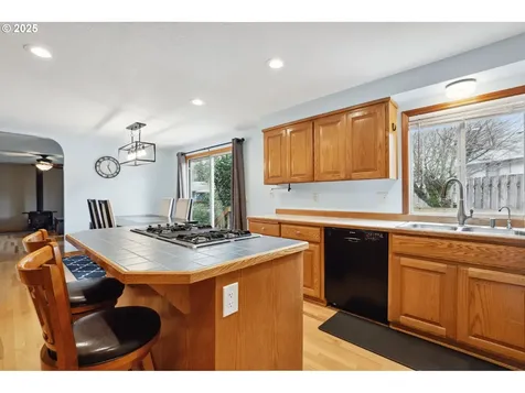 2853 SE Maple Street Hillsboro OR 97123