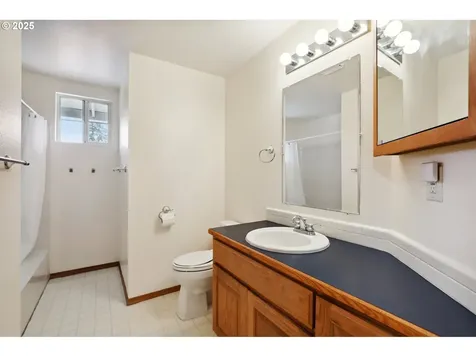 2853 SE Maple Street Hillsboro OR 97123