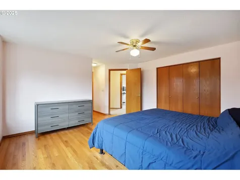 2853 SE Maple Street Hillsboro OR 97123