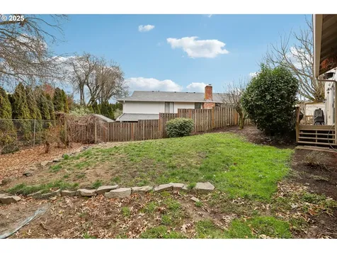 2853 SE Maple Street Hillsboro OR 97123