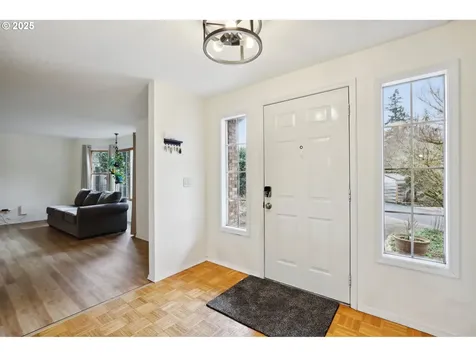 2853 SE Maple Street Hillsboro OR 97123