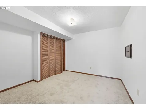 13525 SW Fircrest Court Beaverton OR 97008