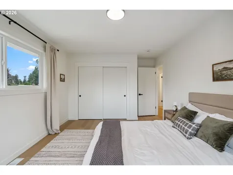 950 SE 18th Avenue Hillsboro OR 97123