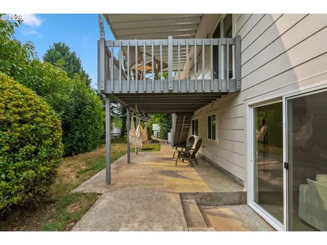 950 SE 18th Avenue Hillsboro OR 97123
