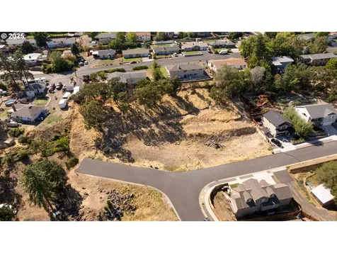 2322 W 12th Street The Dalles OR 97058