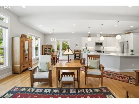 38 Fawn View Lane Florence OR 97439