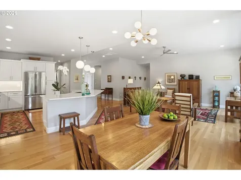 38 Fawn View Lane Florence OR 97439