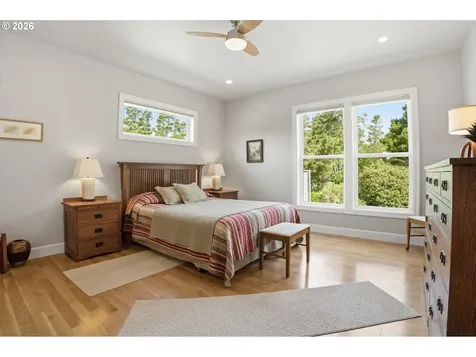 38 Fawn View Lane Florence OR 97439