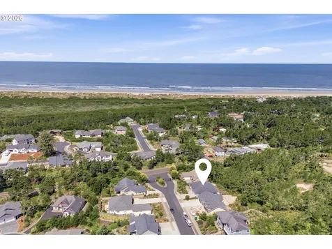 38 Fawn View Lane Florence OR 97439