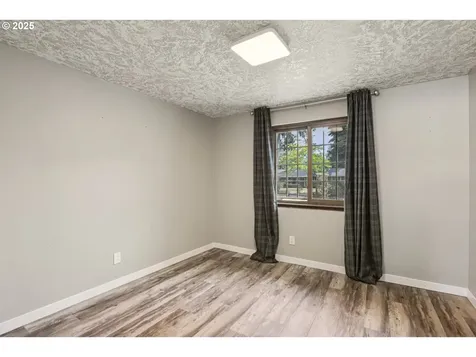 1213 NW Westridge Street Vancouver WA 98665