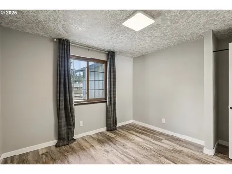 1213 NW Westridge Street Vancouver WA 98665