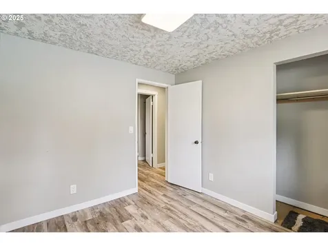 1213 NW Westridge Street Vancouver WA 98665