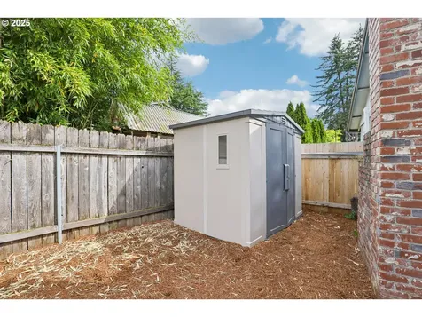 1213 NW Westridge Street Vancouver WA 98665