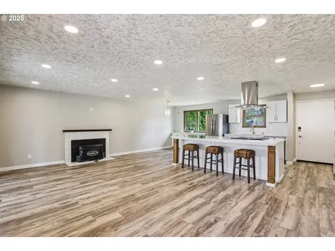 1213 NW Westridge Street Vancouver WA 98665