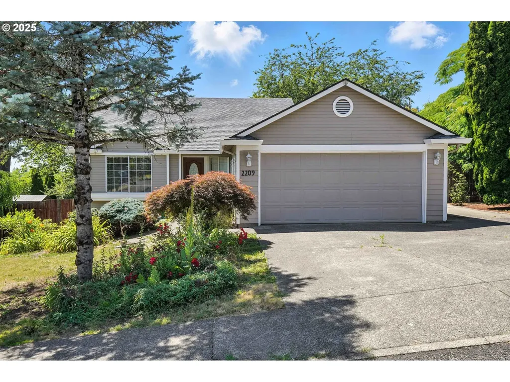 2209 39th Street Washougal WA 98671