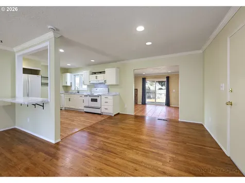 201 NE 126th Avenue Portland OR 97230