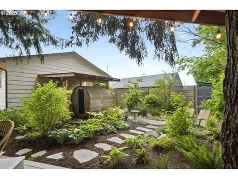 10025 N Jersey Street Portland OR 97203