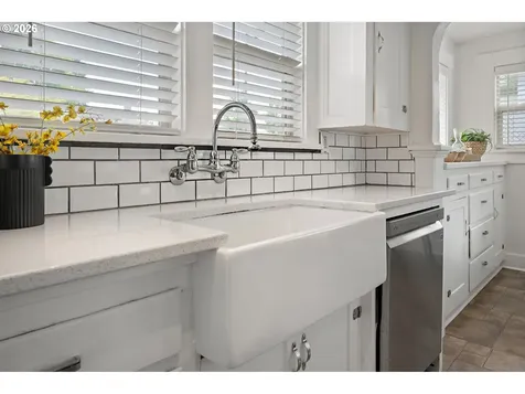 3523 NE 70th Avenue Portland OR 97213