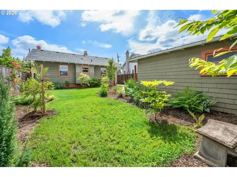 3523 NE 70th Avenue Portland OR 97213