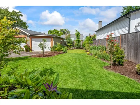 3523 NE 70th Avenue Portland OR 97213