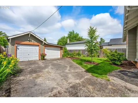 3523 NE 70th Avenue Portland OR 97213