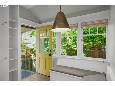 2626 NE 10th Avenue Portland OR 97212