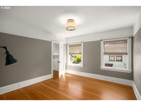 2626 NE 10th Avenue Portland OR 97212