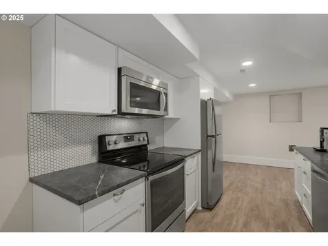 2626 NE 10th Avenue Portland OR 97212