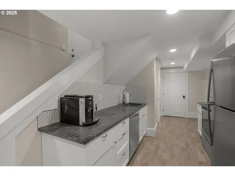 2626 NE 10th Avenue Portland OR 97212