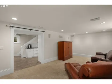 2626 NE 10th Avenue Portland OR 97212