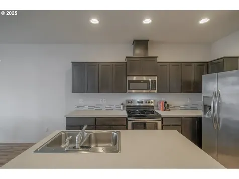 5019 Gemini Avenue NE Salem OR 97305
