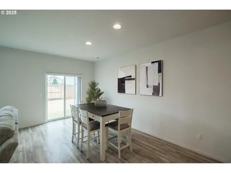 5019 Gemini Avenue NE Salem OR 97305