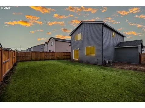 5019 Gemini Avenue NE Salem OR 97305