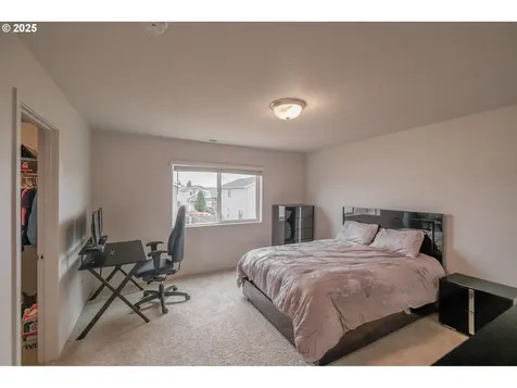 5019 Gemini Avenue NE Salem OR 97305
