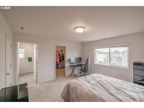 5019 Gemini Avenue NE Salem OR 97305