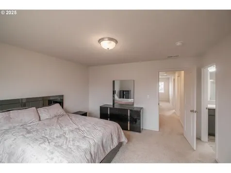5019 Gemini Avenue NE Salem OR 97305