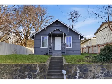 804 E 13th Street The Dalles OR 97058
