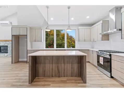 4302 NE 61st Street Vancouver WA 98661